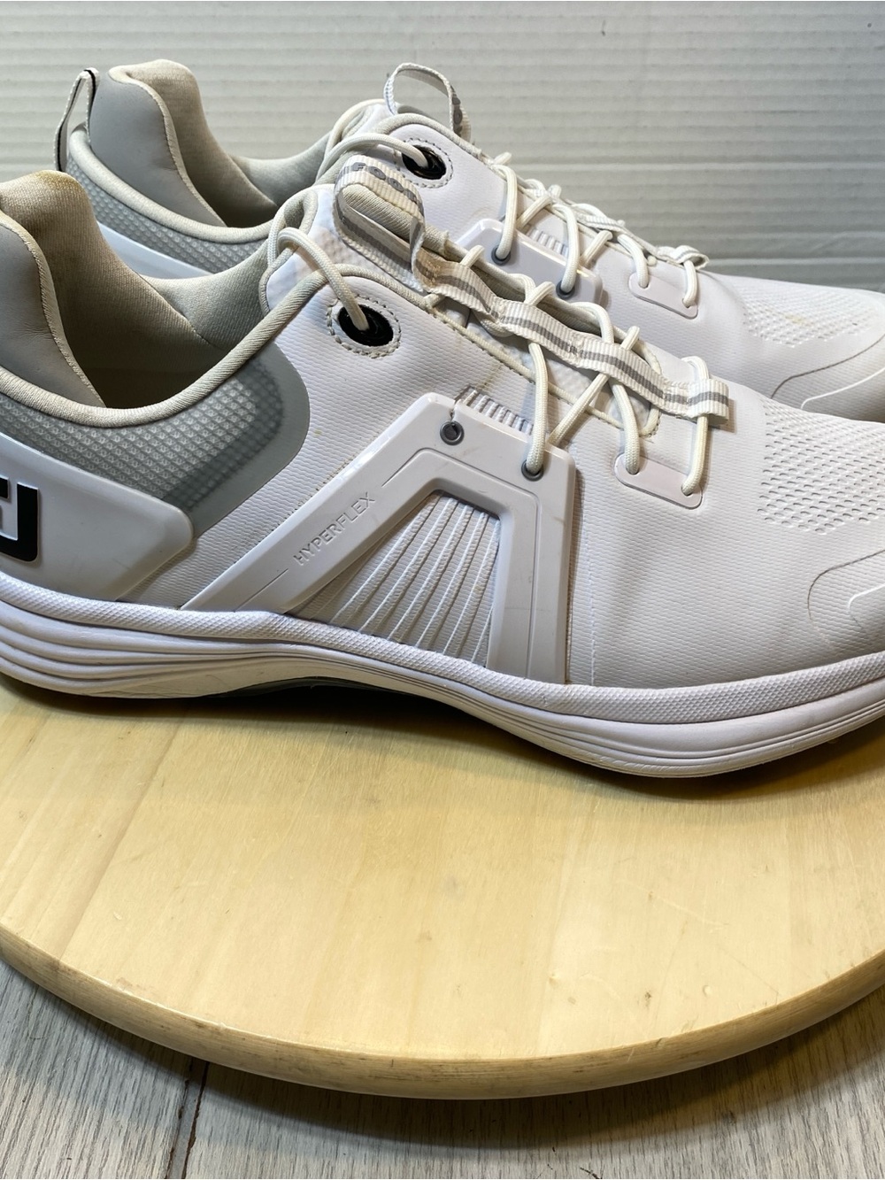 FootJoy HyperFlex Golf Shoes White Gray Spiked Men's Size 11.5 M 55467